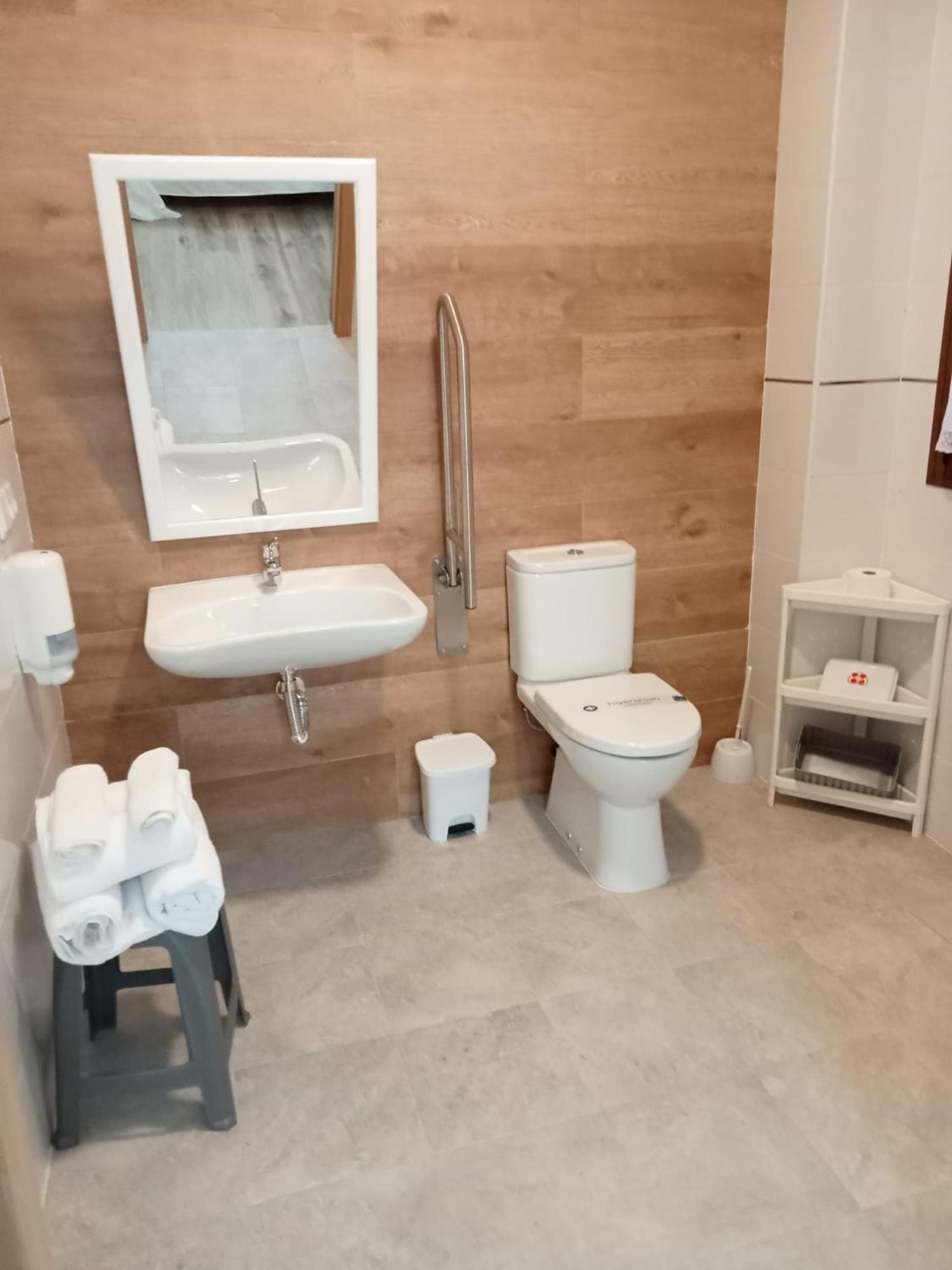 Apartamentos El Arenal أثيبو الغرفة الصورة